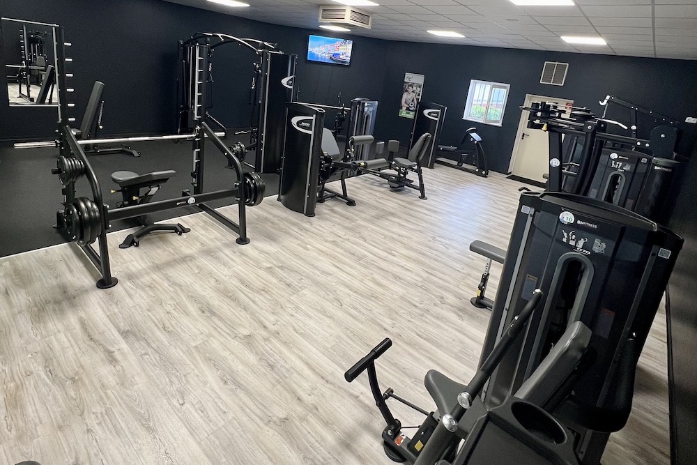 fitplus_Fitnessstudio Kochstedt Geraetetraining_1